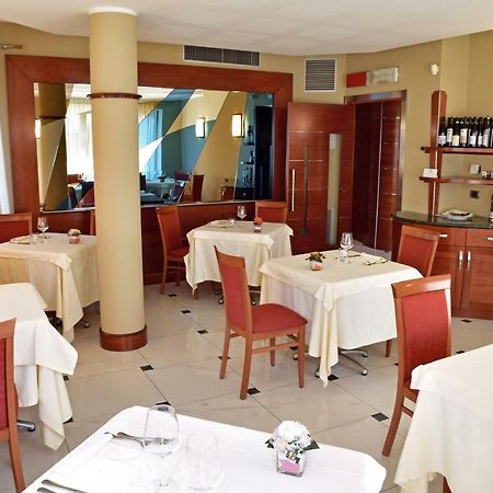 Albergo Ristorante San Marco Carmagnola Exterior photo